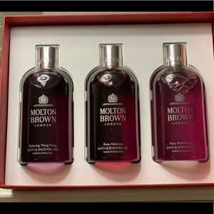 Molton Brown shower gel gift set